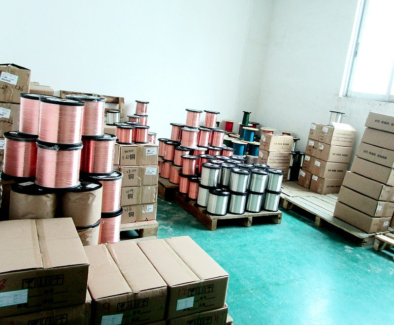 小夜燈USB充電數(shù)據(jù)線，深圳數(shù)據(jù)線生產(chǎn)廠家